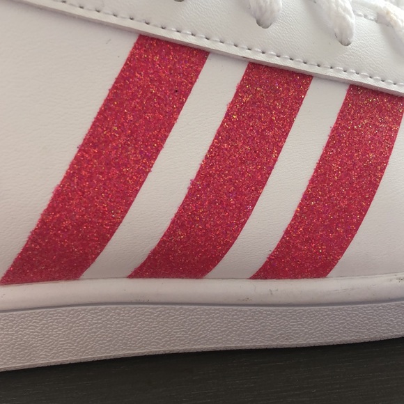 New Adidas Pink Glitter Superstars Size 3 and 4 - Picture 2 of 3